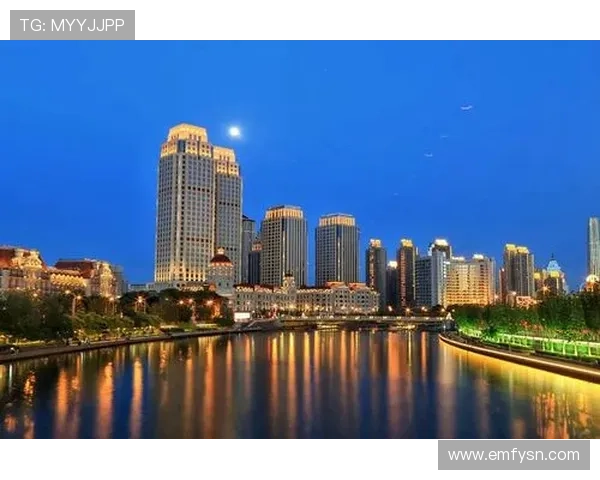 晚安，科伦坡：当月光吻醒古老的海港